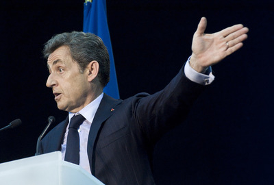L'Ukraine doit-elle concéder des territoires à la Russie pour obtenir la paix, comme le suggère Nicolas Sarkozy ?